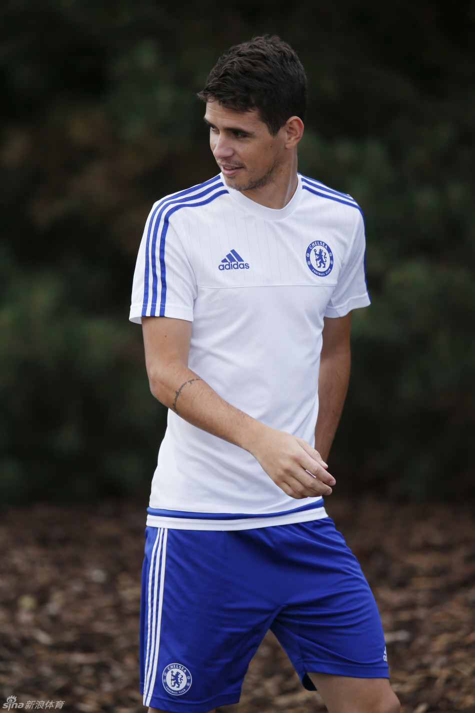 九游网页版入口-关于今晚纽约尼克斯备战社区盾,远射贴柱细节曝光,气氛紧张,身体对抗强度拉满的信息